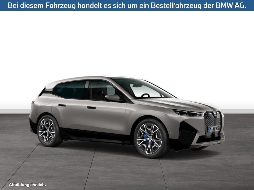 Fahrzeugabbildung BMW iX xDrive50