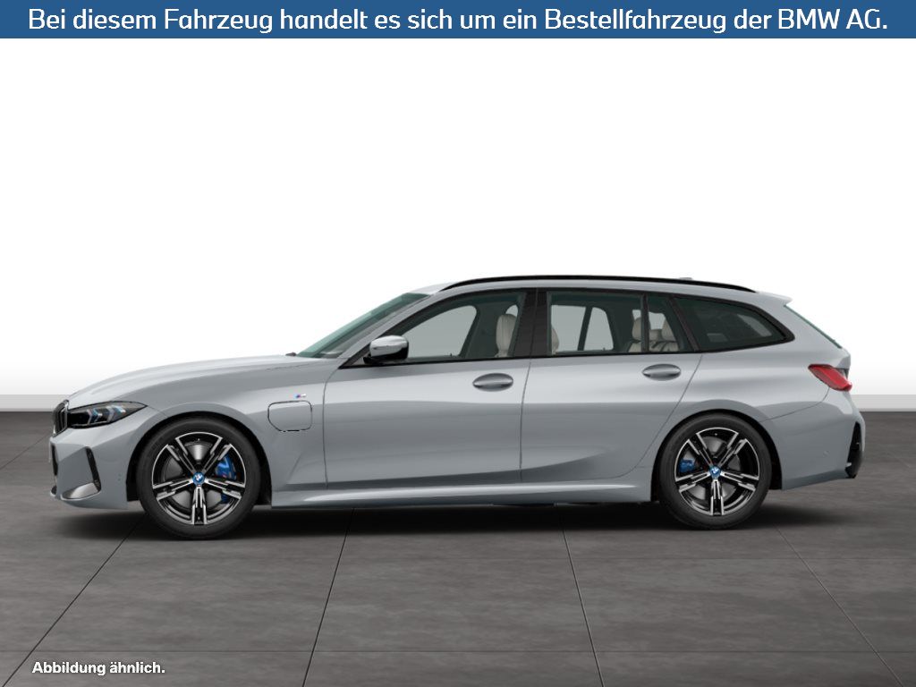 Fahrzeugabbildung BMW 330e xDrive Touring