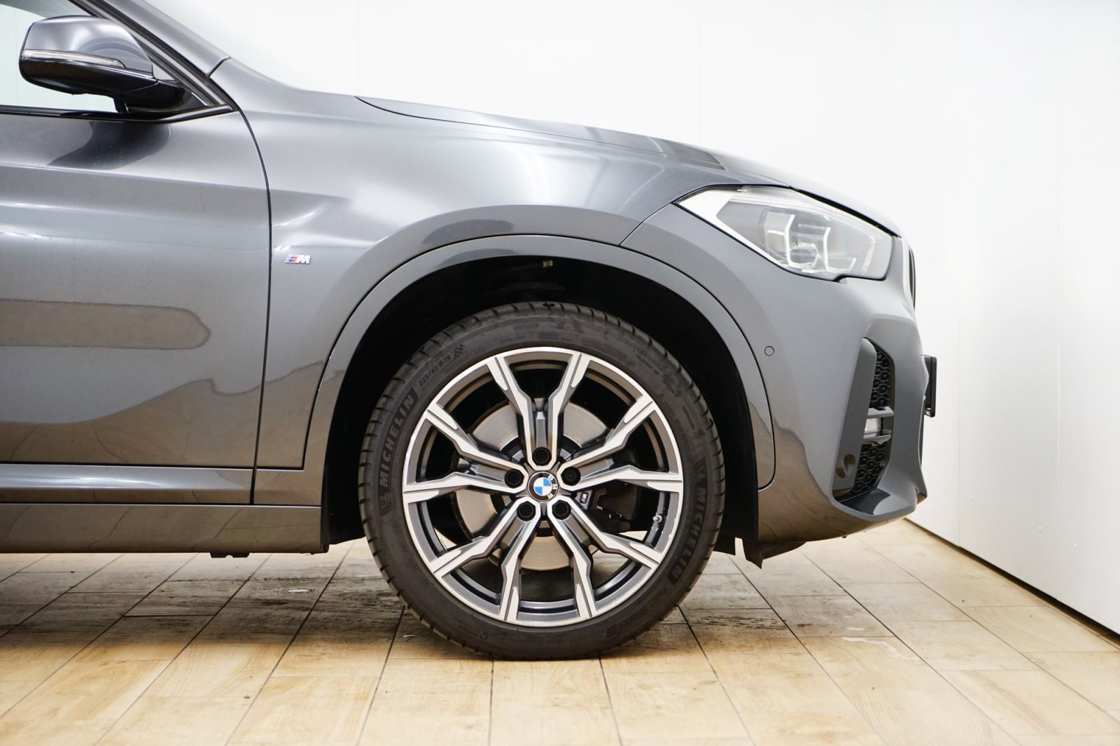 Fahrzeugabbildung BMW X1 xDrive25i [M Sport, Navi, ACC, RFK, AHK, 19 ]