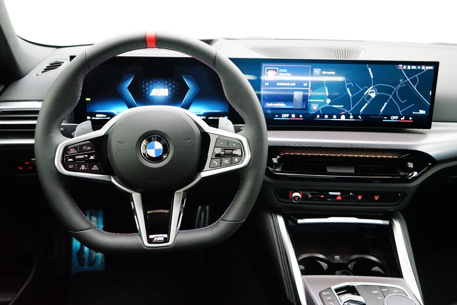 Fahrzeugabbildung BMW M440i xDrive Cabrio [HUD, AHK, ACC, h&k Sound]