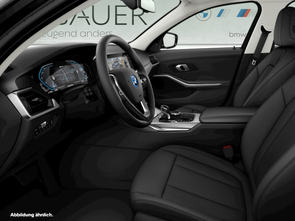 Fahrzeugabbildung BMW 330e Touring [Advantage, Laser, HiFi, ACC, 360°]