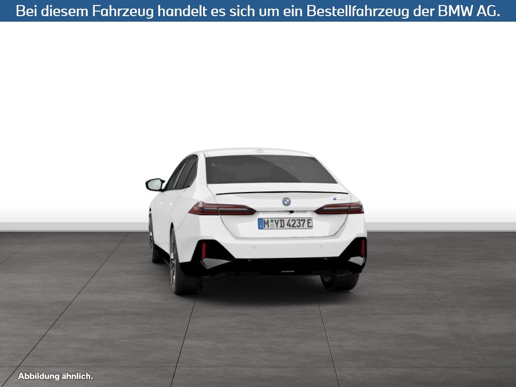 Fahrzeugabbildung BMW i5 M60 xDrive Limousine