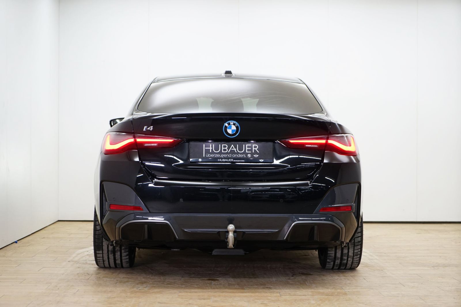 Fahrzeugabbildung BMW i4 eDrive40 Gran Coupé [M Sport, LC Prof., AHK]