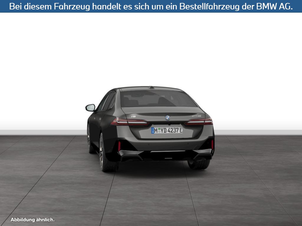 Fahrzeugabbildung BMW i5 eDrive40 Limousine