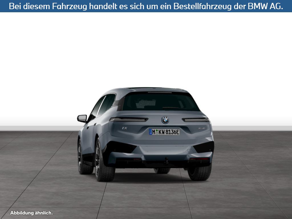 Fahrzeugabbildung BMW iX xDrive40