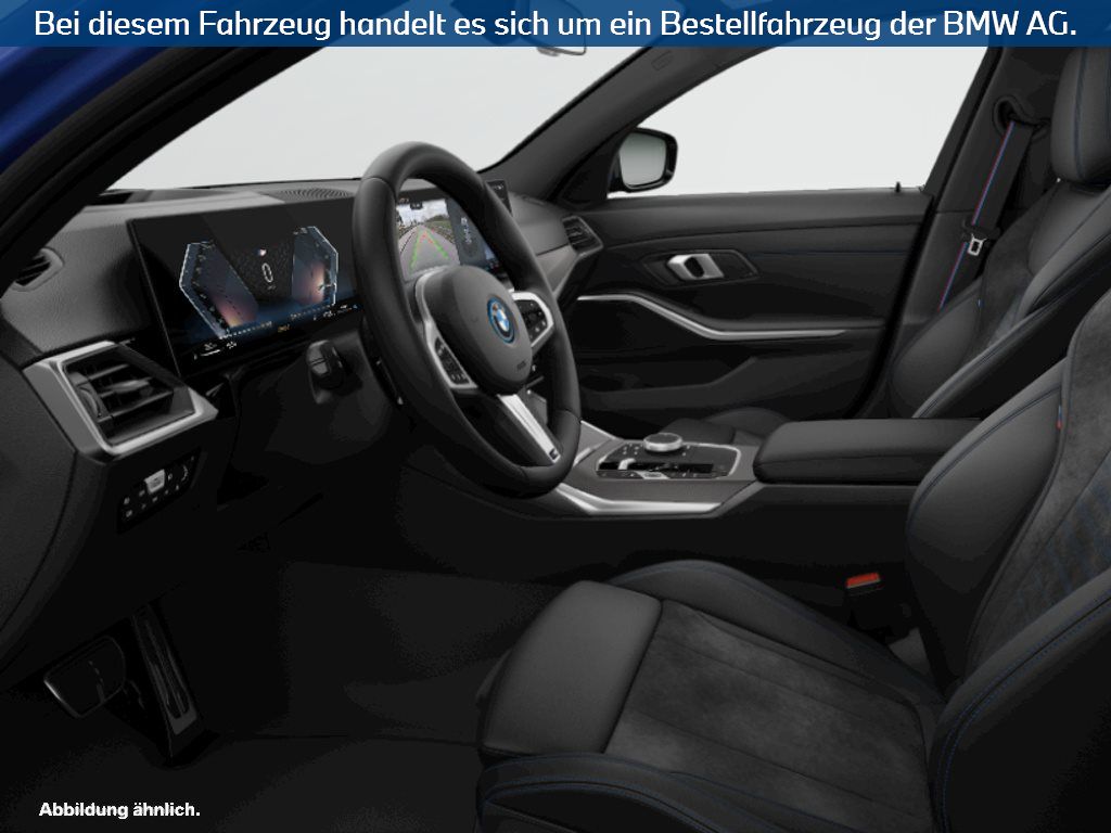 Fahrzeugabbildung BMW 330e Touring