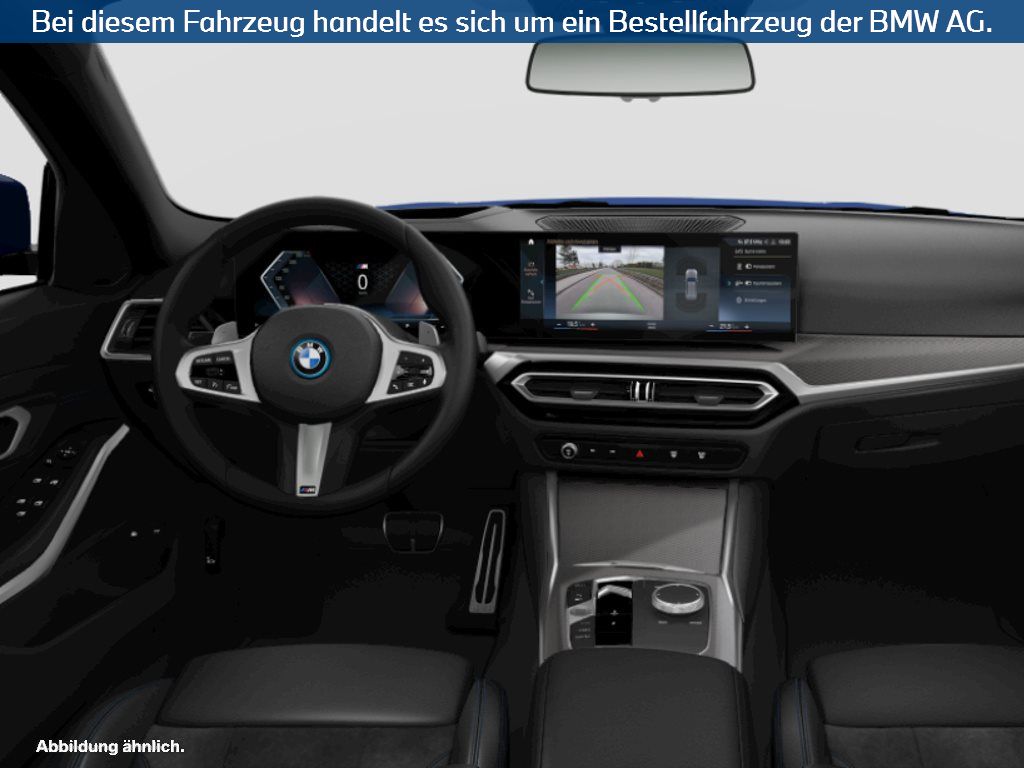 Fahrzeugabbildung BMW 330e Touring