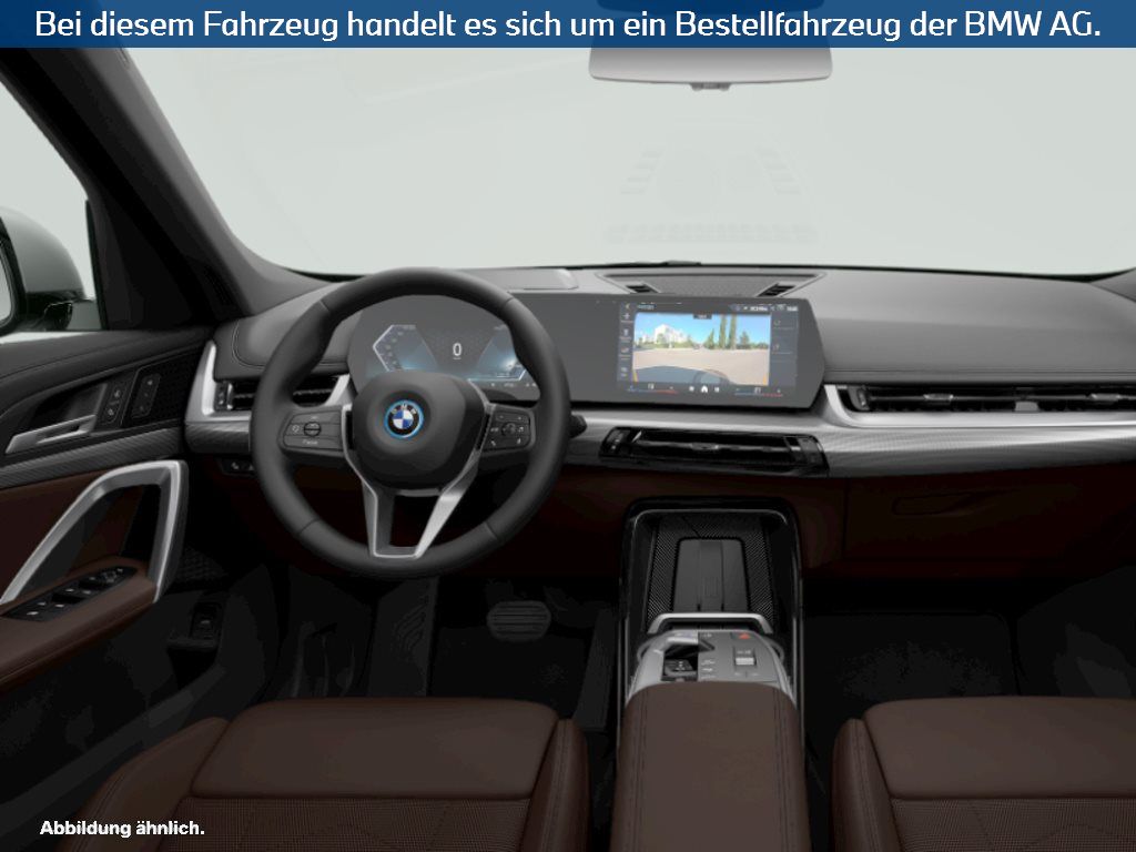 Fahrzeugabbildung BMW iX1 xDrive30