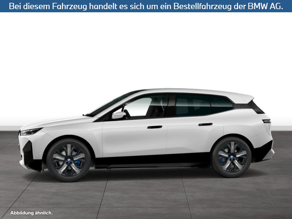 Fahrzeugabbildung BMW iX xDrive50