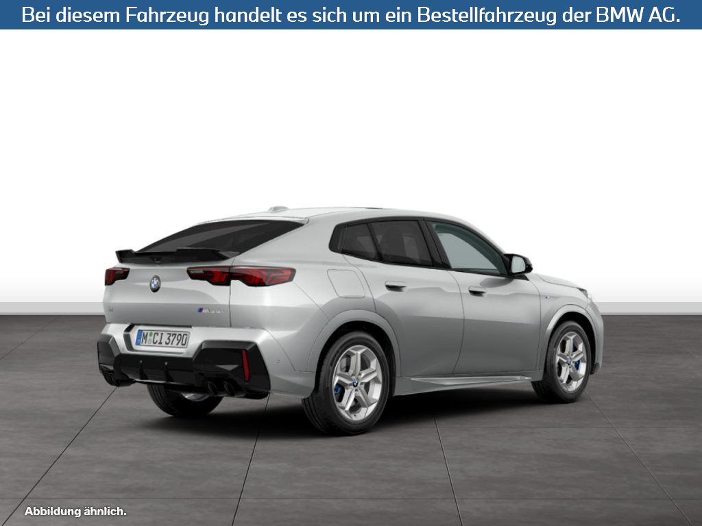 Fahrzeugabbildung BMW X2 M35i xDrive