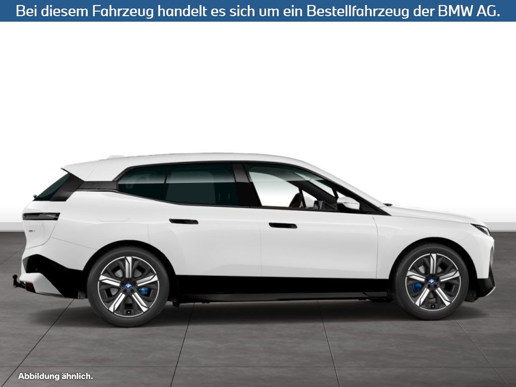 Fahrzeugabbildung BMW iX xDrive40