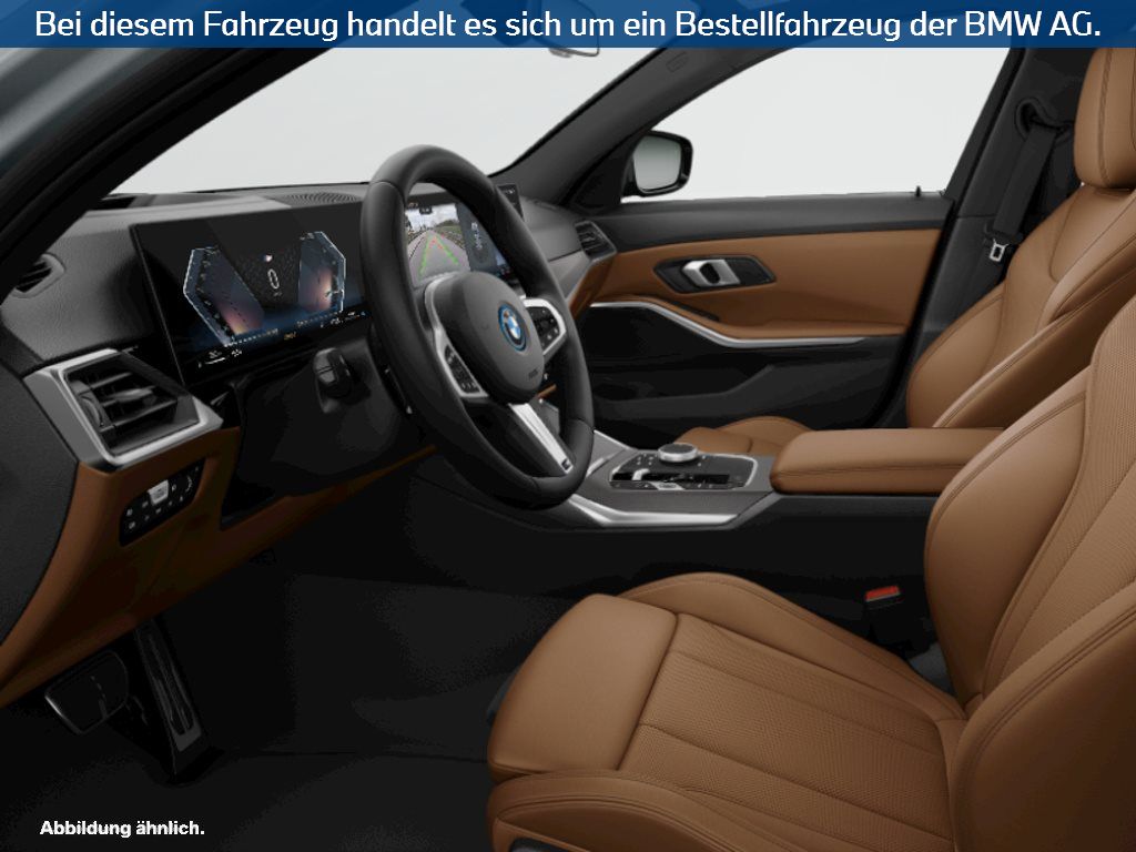 Fahrzeugabbildung BMW 330e Touring