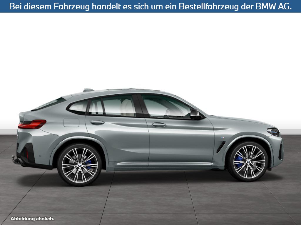 Fahrzeugabbildung BMW X4 M40i