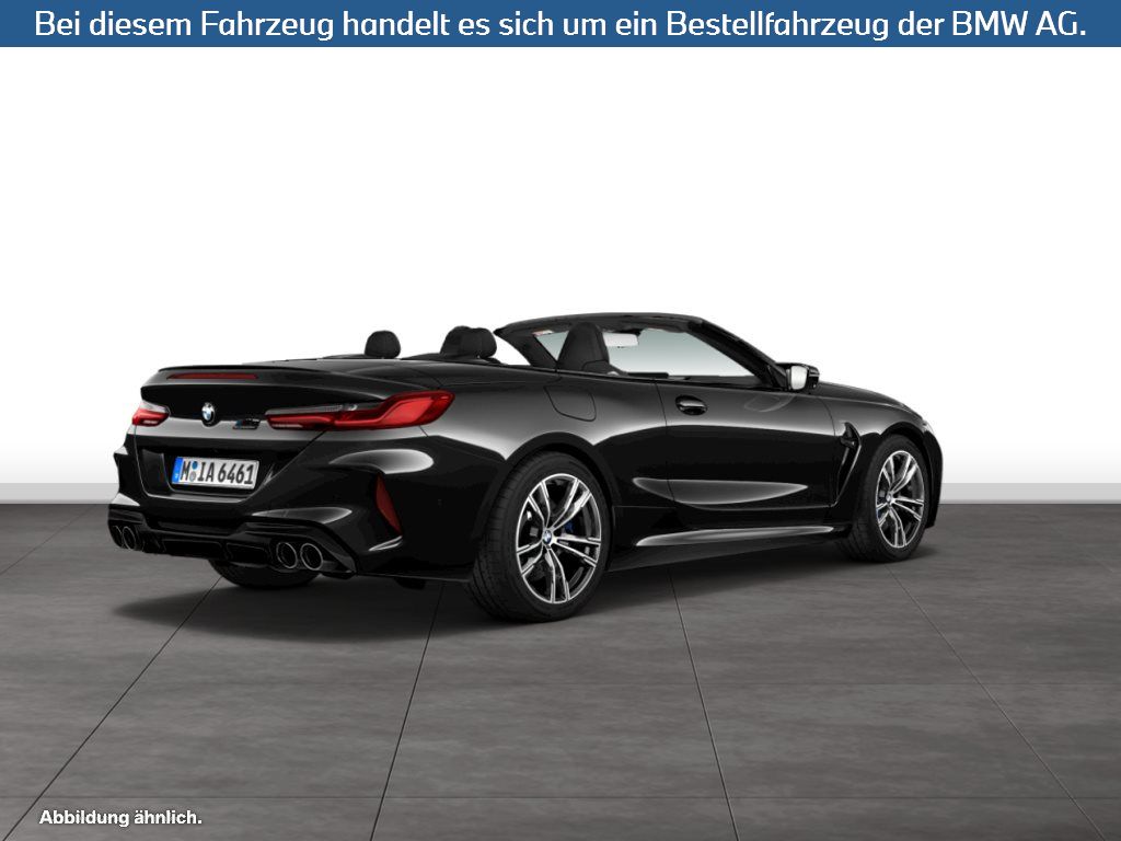 Fahrzeugabbildung BMW M8 Cabrio