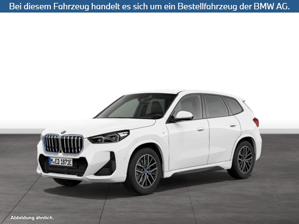 BMW iX1 xDrive30