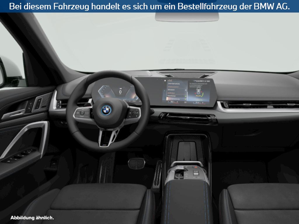 Fahrzeugabbildung BMW iX1 xDrive30