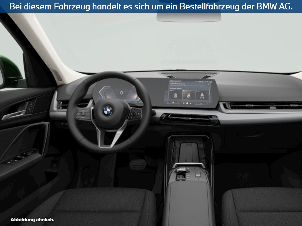 Fahrzeugabbildung BMW X1 sDrive18i SAV