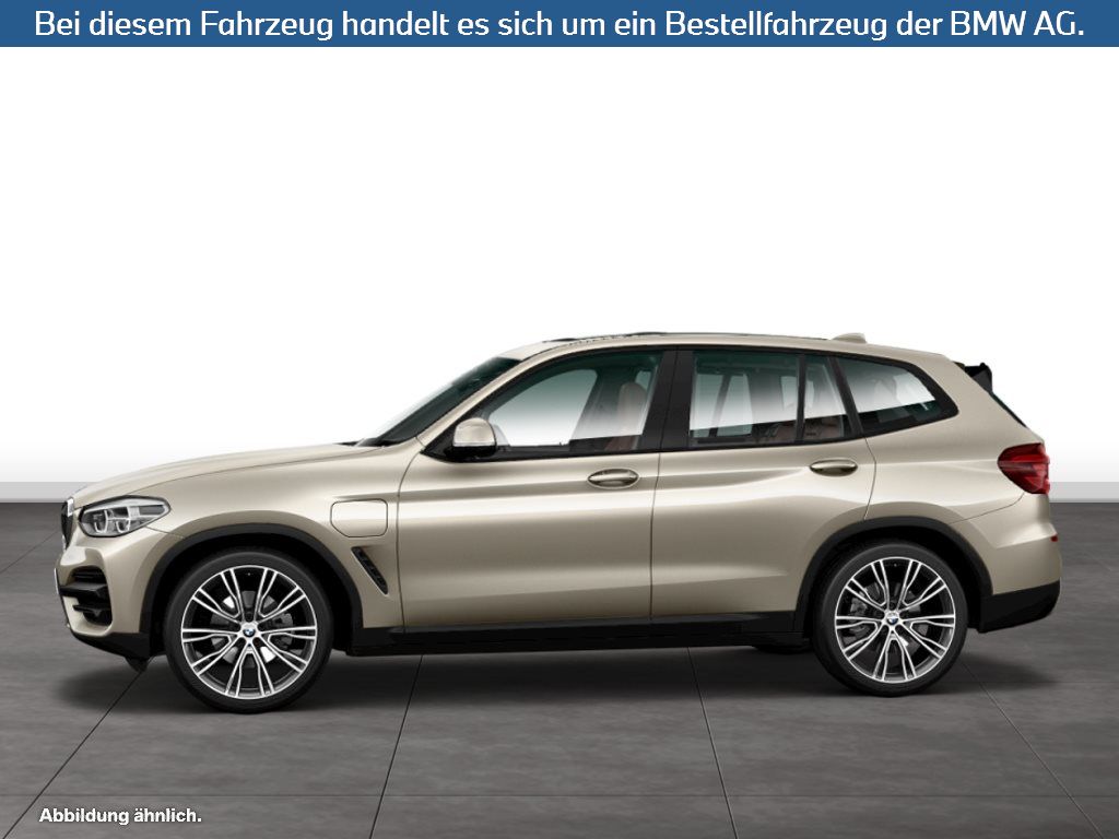 Fahrzeugabbildung BMW X3 xDrive30e