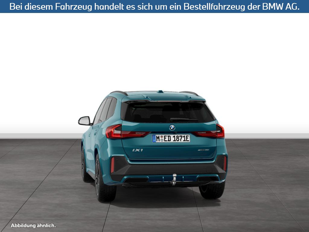 Fahrzeugabbildung BMW iX1 xDrive30