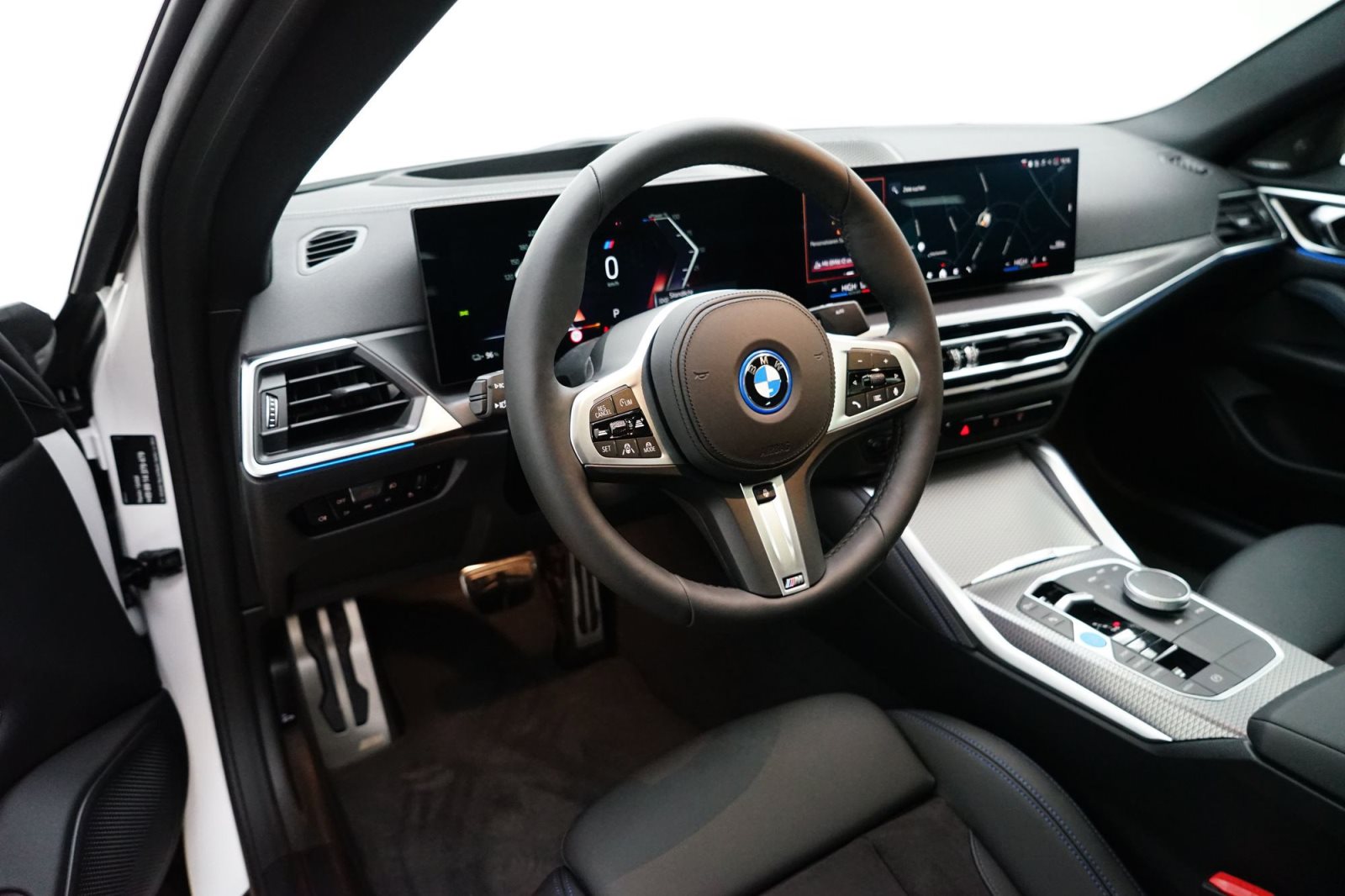 Fahrzeugabbildung BMW i4 eDrive40 Gran Coupé [M Sport, LC Prof., AHK]