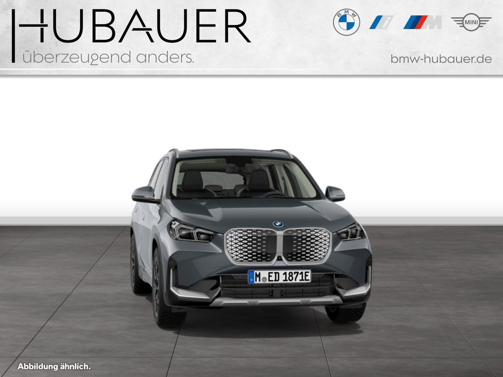 Fahrzeugabbildung BMW iX1 xDrive30 [xLine, Navi, HUD, AHK, GSD, RFK, ACC]