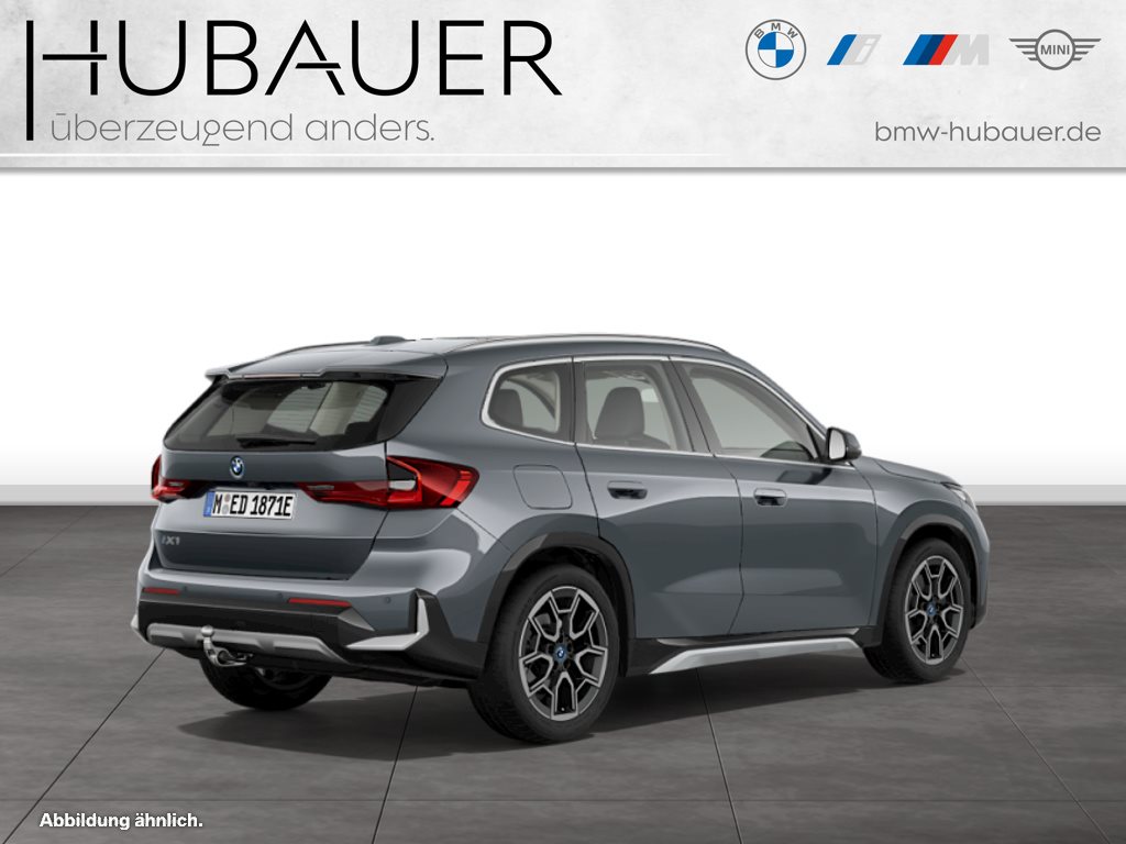 Fahrzeugabbildung BMW iX1 xDrive30 [xLine, Navi, HUD, AHK, GSD, RFK, ACC]