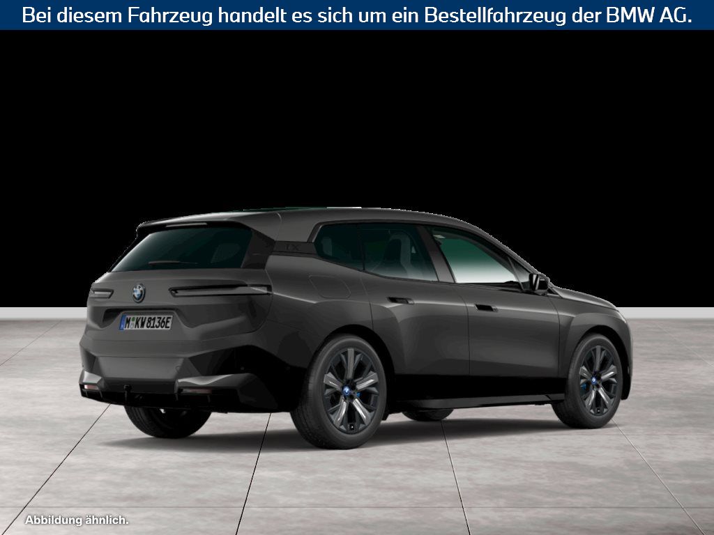 Fahrzeugabbildung BMW iX xDrive50