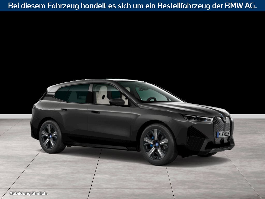 Fahrzeugabbildung BMW iX xDrive50