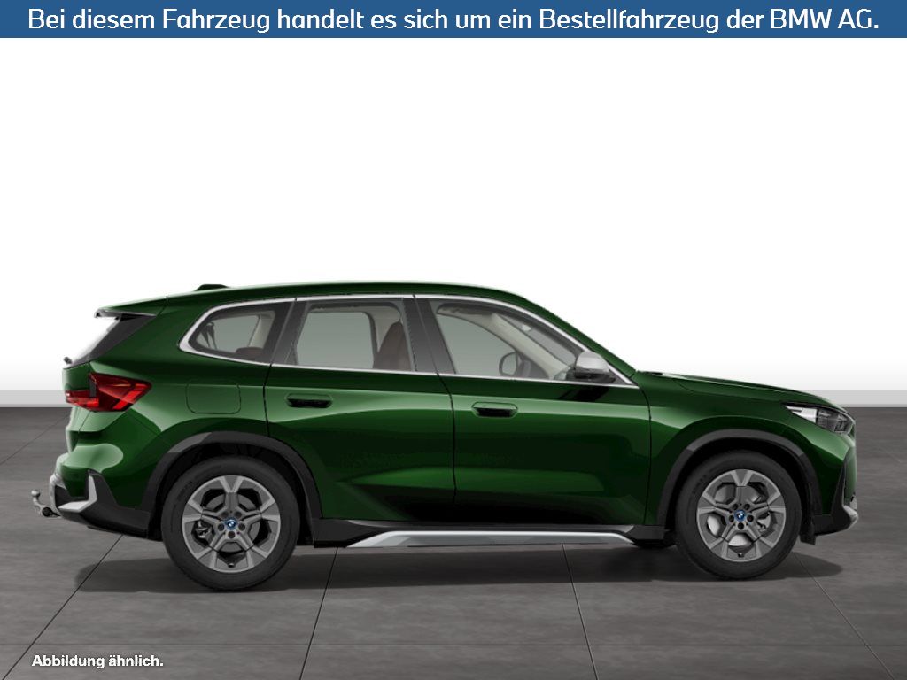 Fahrzeugabbildung BMW iX1 xDrive30