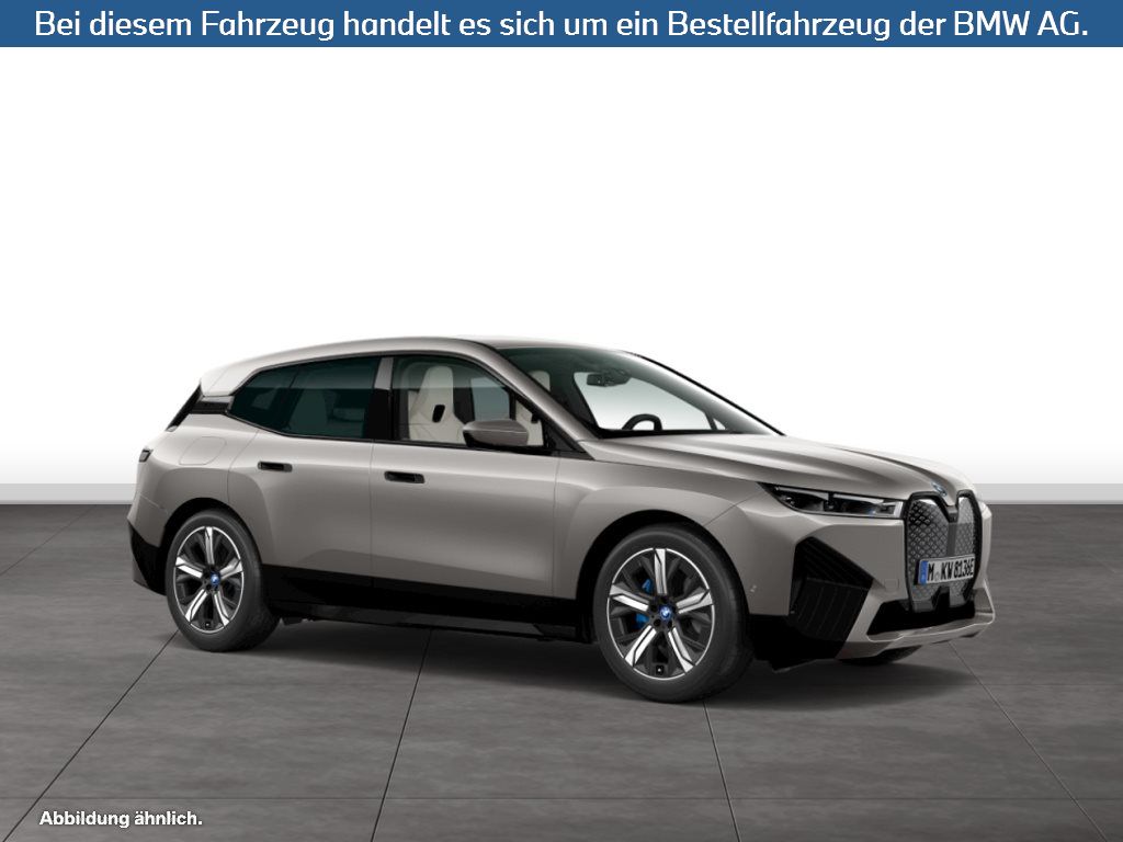 Fahrzeugabbildung BMW iX xDrive40