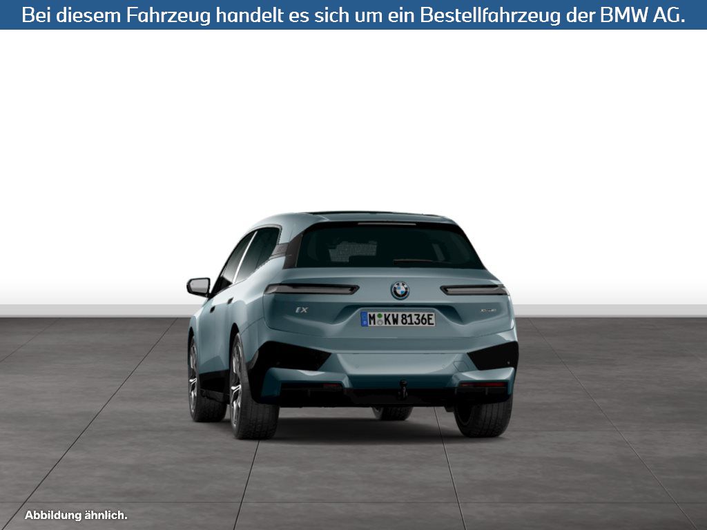 Fahrzeugabbildung BMW iX xDrive40