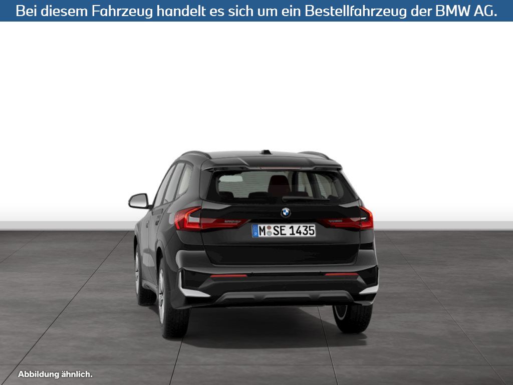 Fahrzeugabbildung BMW X1 sDrive18i SAV