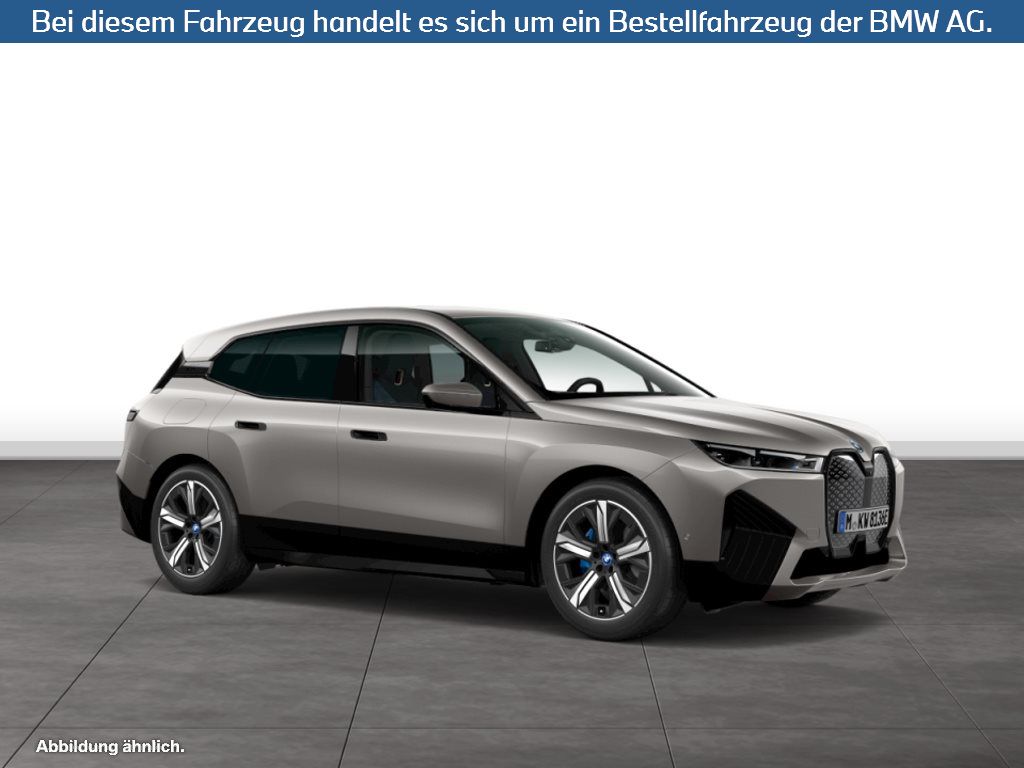 Fahrzeugabbildung BMW iX xDrive40