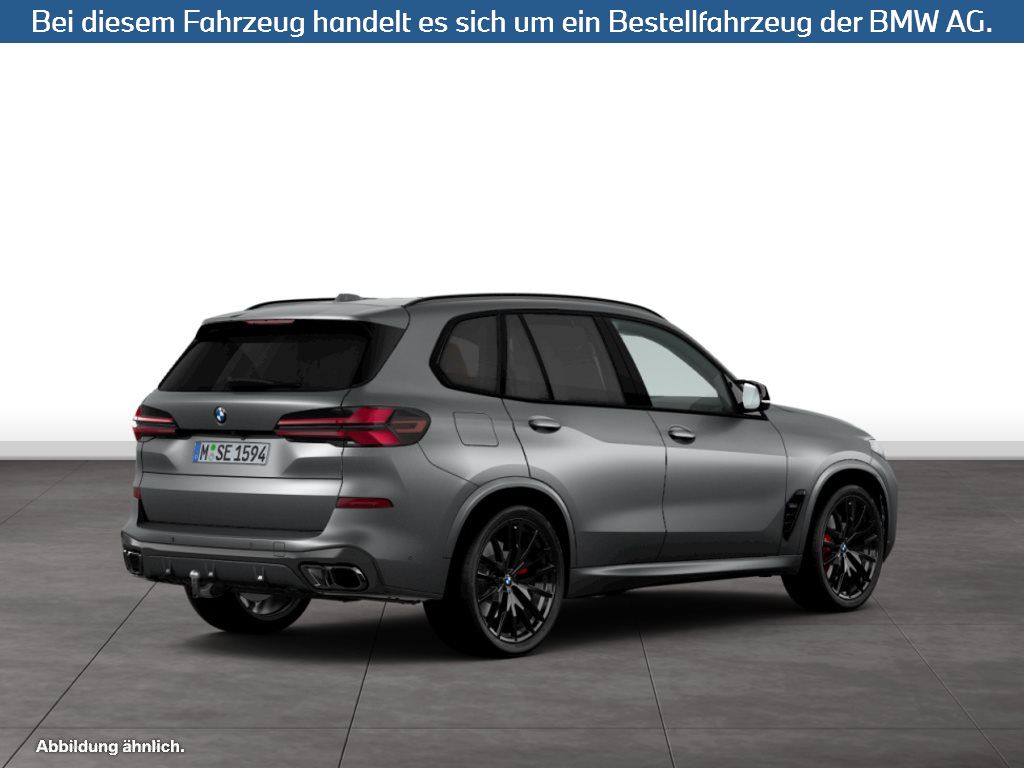 Fahrzeugabbildung BMW X5 M60i xDrive