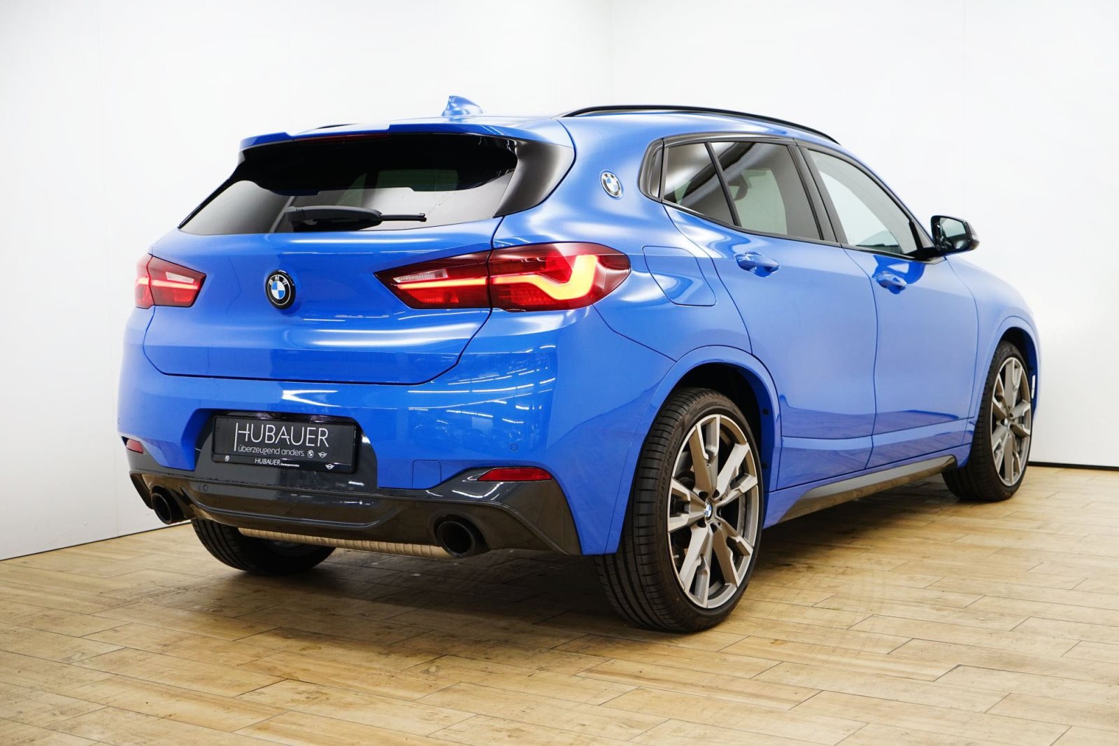 Fahrzeugabbildung BMW X2 M35i [Navi P., HUD, ACC, RFK, HiFi, 20 LMR]