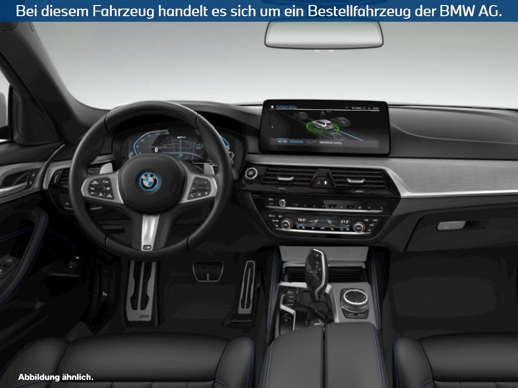 Fahrzeugabbildung BMW 530e Touring