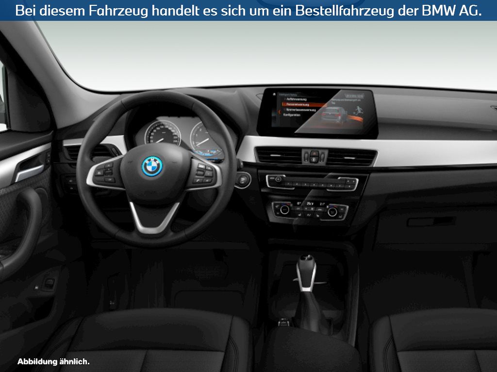 Fahrzeugabbildung BMW X1 xDrive25e