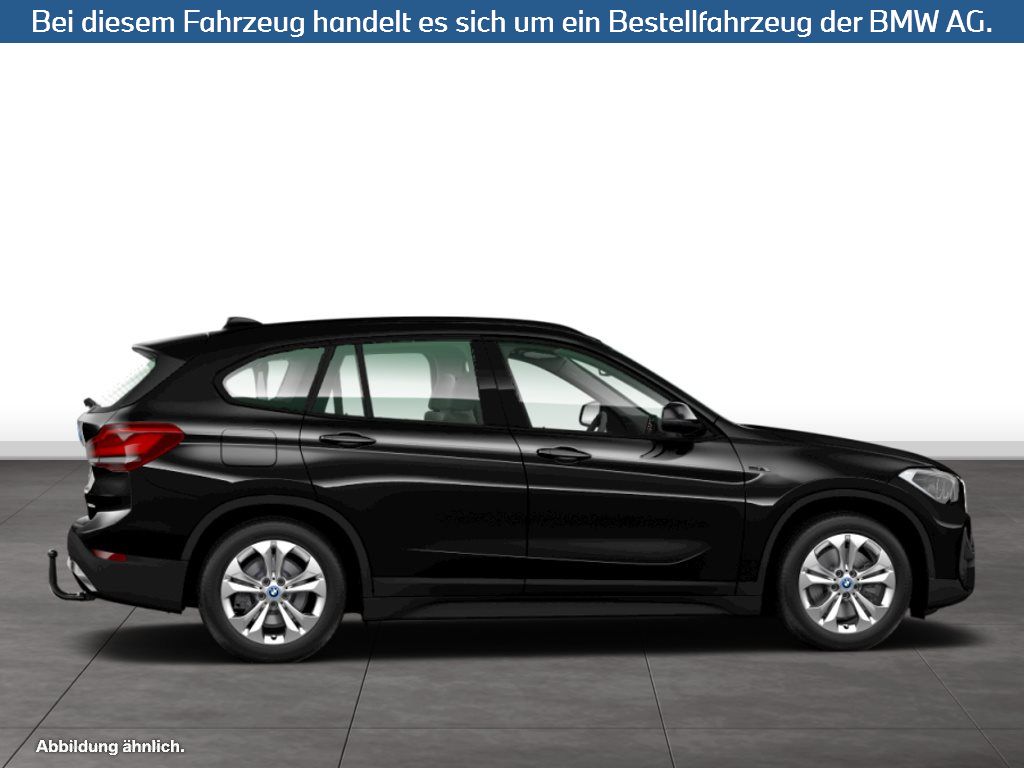 Fahrzeugabbildung BMW X1 xDrive25e