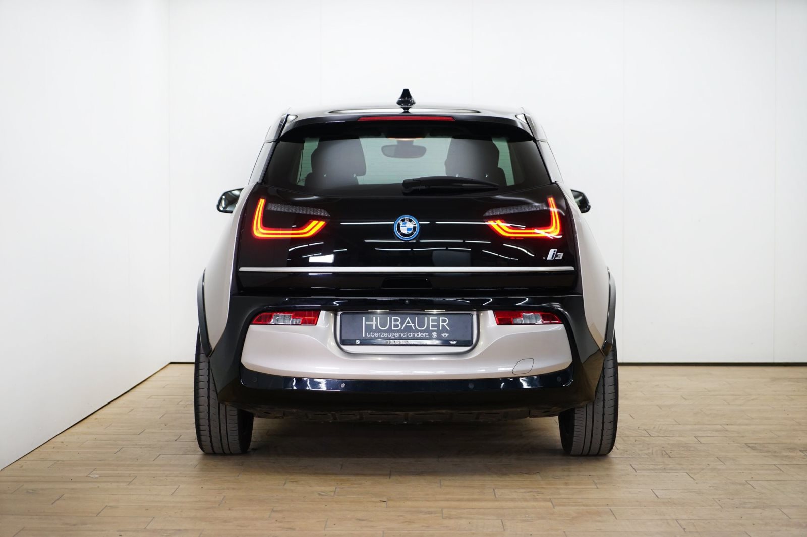 Fahrzeugabbildung BMW i3 120Ah [Sportpaket, Navi Prof, Rückfahrkamera]