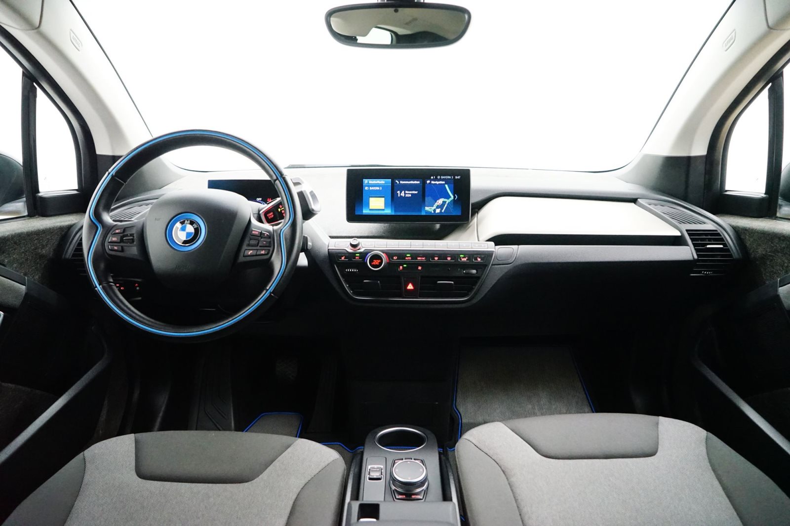 Fahrzeugabbildung BMW i3 120Ah [Sportpaket, Navi Prof, Rückfahrkamera]