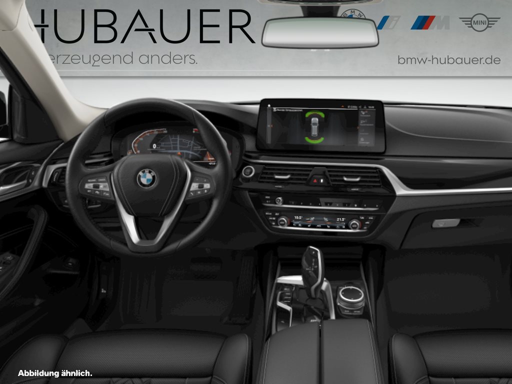 Fahrzeugabbildung BMW 520d Touring [Live Cockpit Prof., ACC, AHK, 18 ]