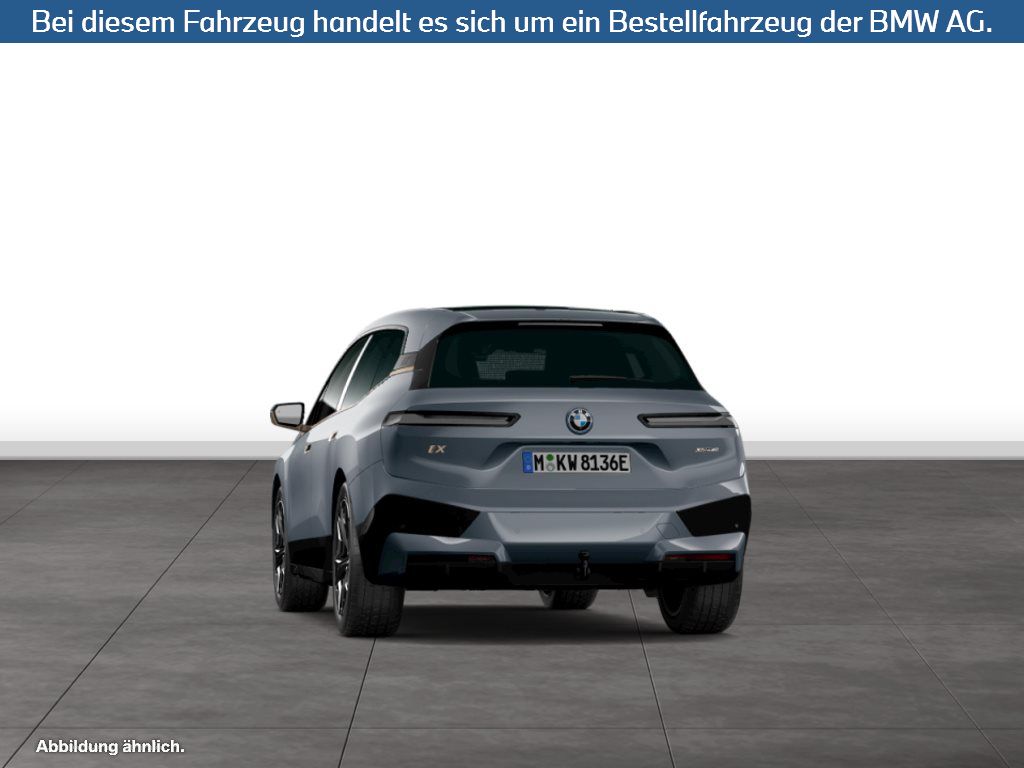 Fahrzeugabbildung BMW iX xDrive40