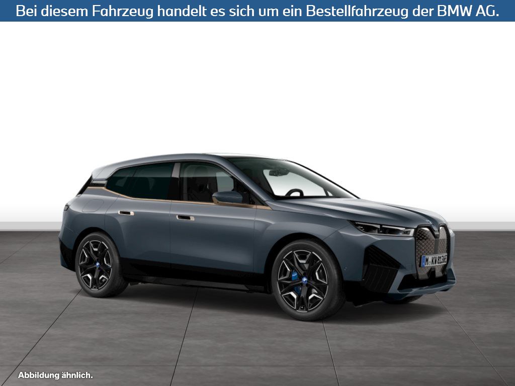 Fahrzeugabbildung BMW iX xDrive40