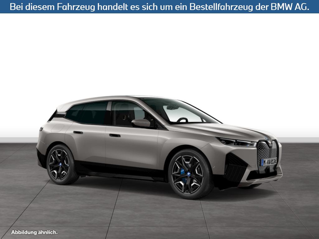 Fahrzeugabbildung BMW iX xDrive50