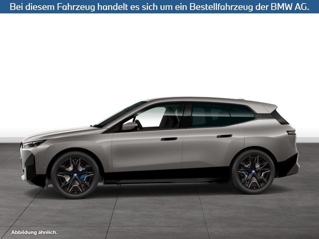 Fahrzeugabbildung BMW iX xDrive40