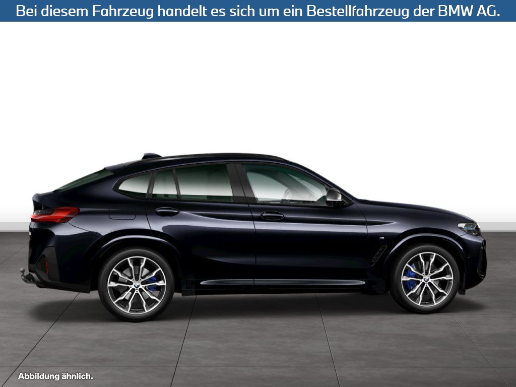 Fahrzeugabbildung BMW X4 M40i