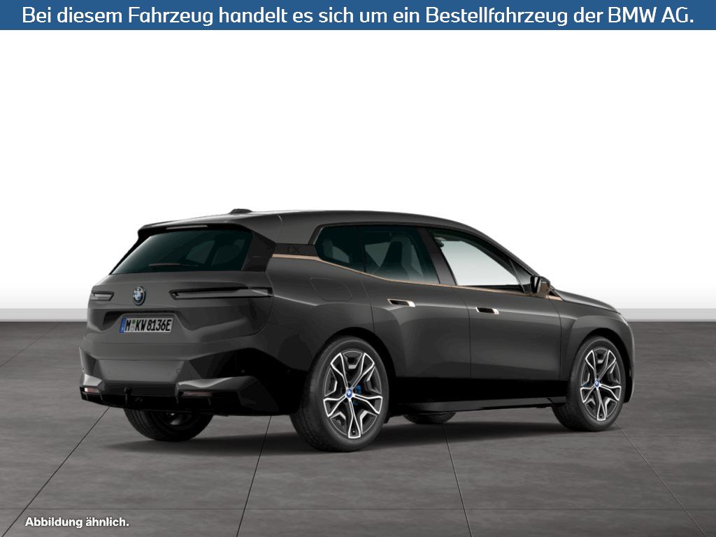 Fahrzeugabbildung BMW iX xDrive40