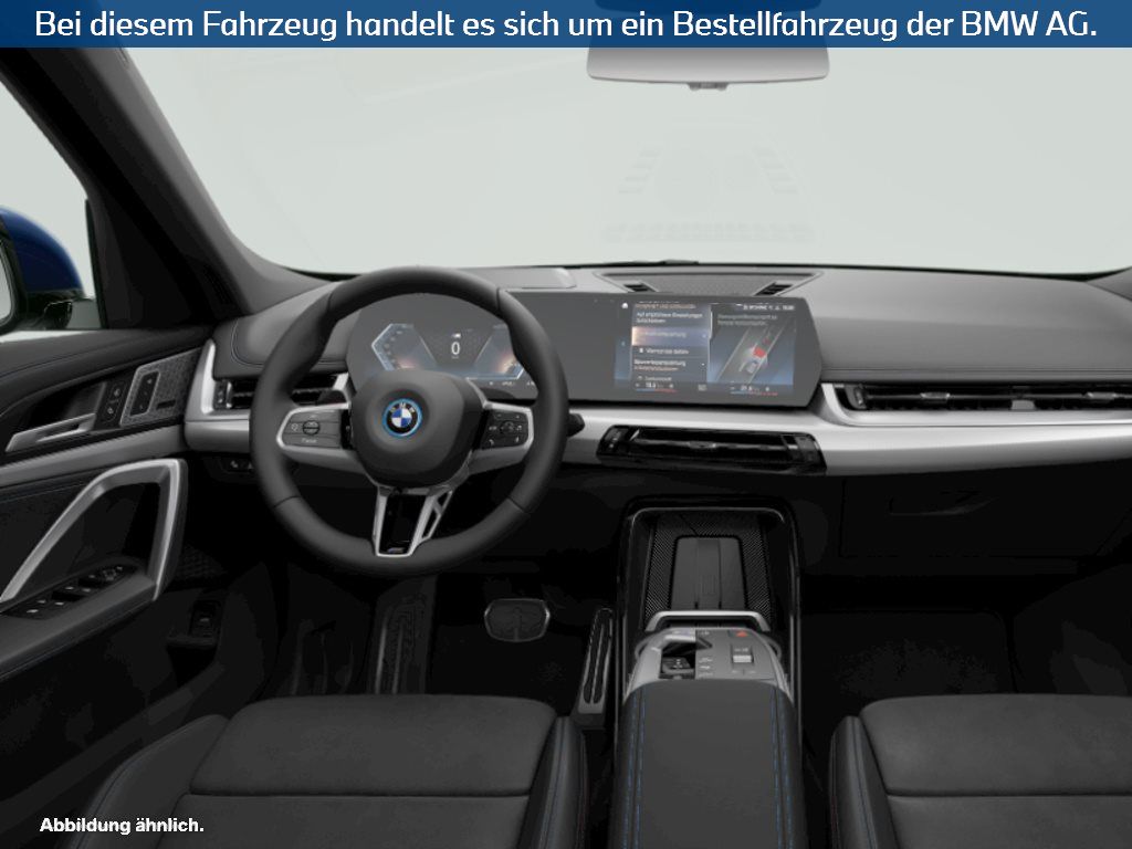 Fahrzeugabbildung BMW iX1 xDrive30