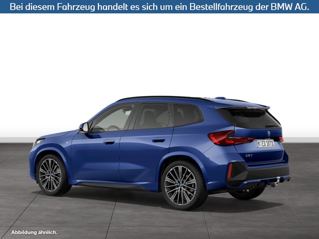 Fahrzeugabbildung BMW iX1 xDrive30