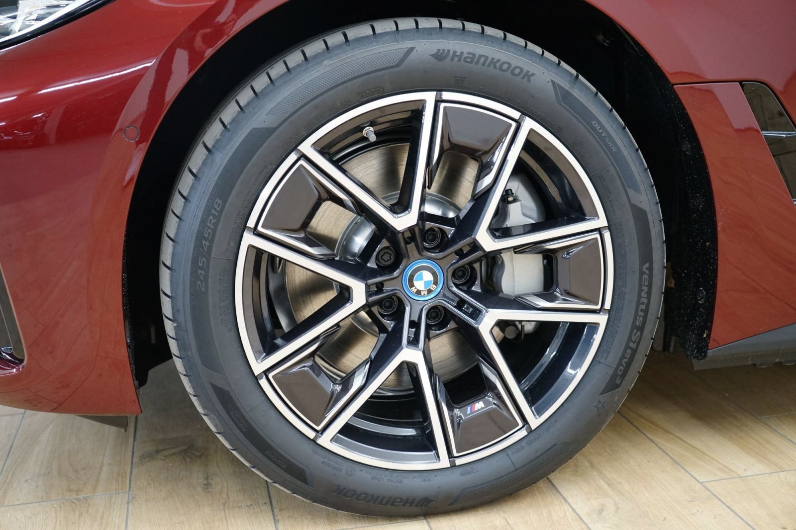 Fahrzeugabbildung BMW i4 eDrive40 Gran Coupé [M Sport, LC Prof., AHK]